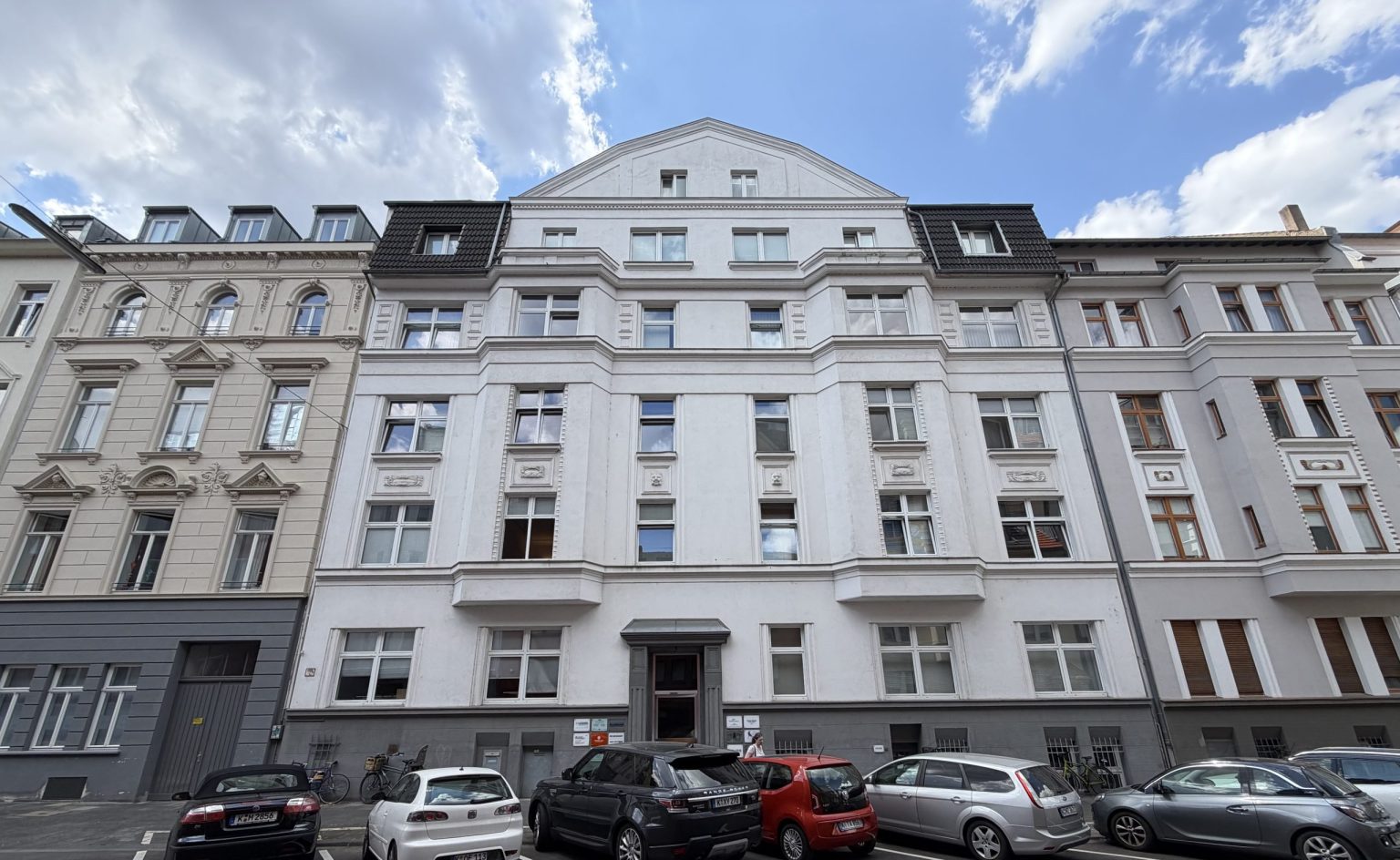 Kanzleigebäude ROHRBACH RECHTSANWÄLTE im Kölner Agnesviertel, ehemaliges Arbeitsgericht